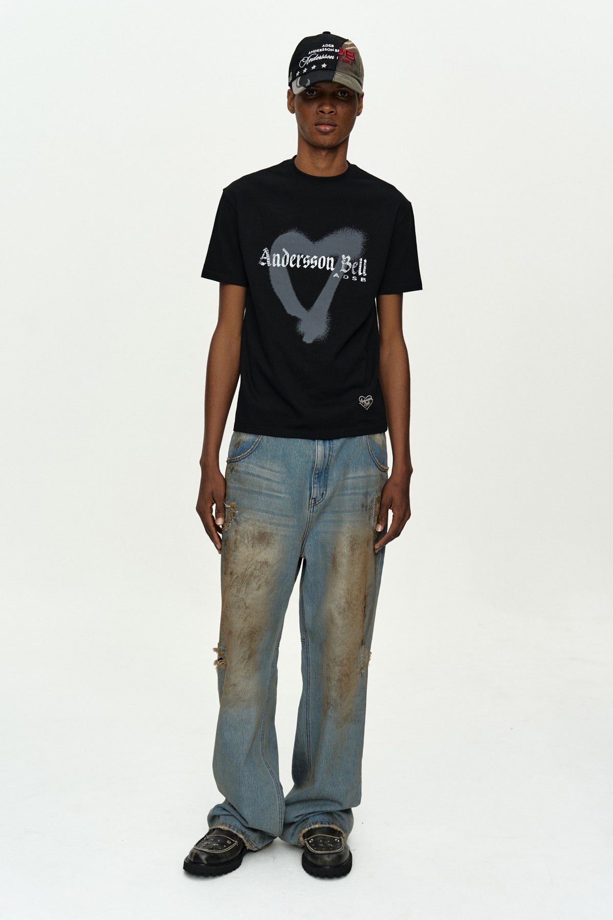Andersson Bell (Essential) Unisex Heart T-Shirt