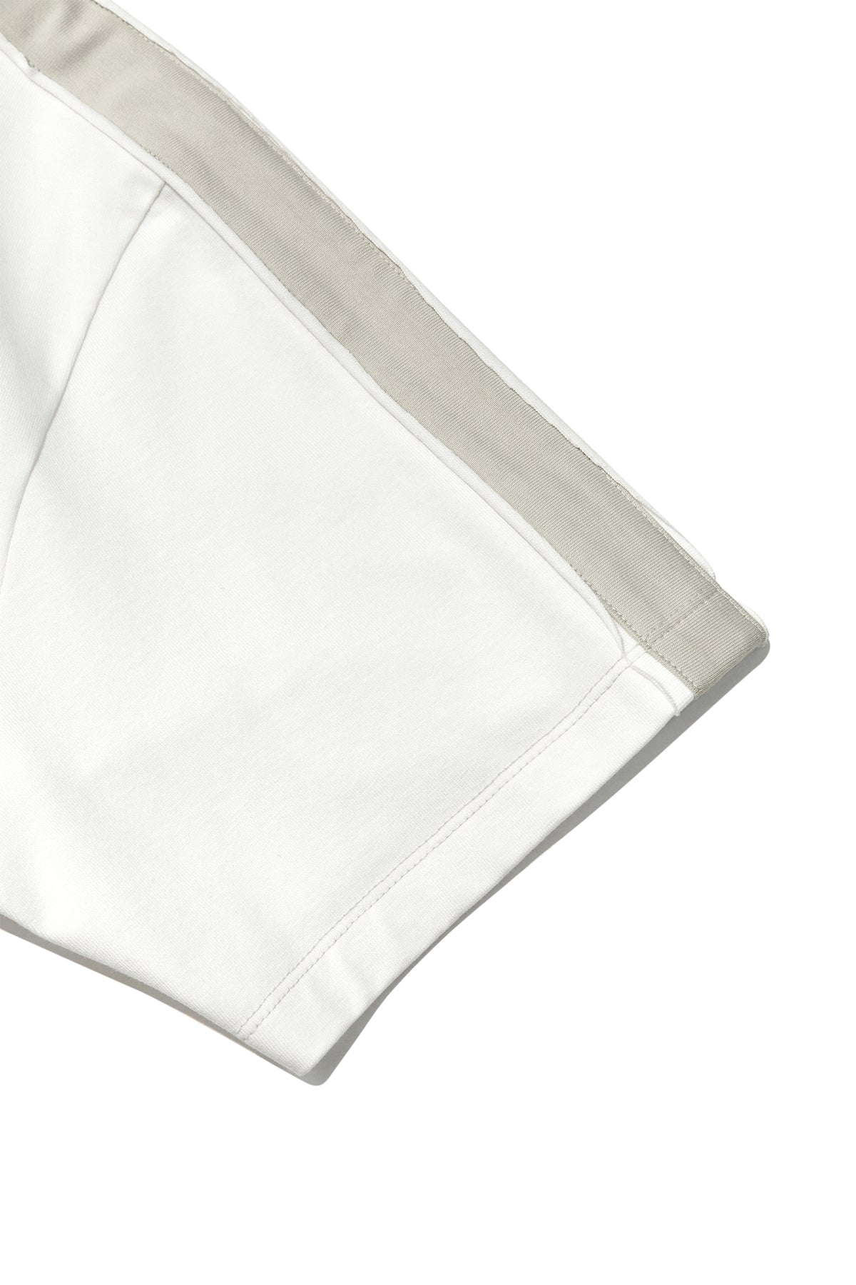 [matinkim] COLOR LINE POINT LOGO TOP FOR MEN IN WHITE