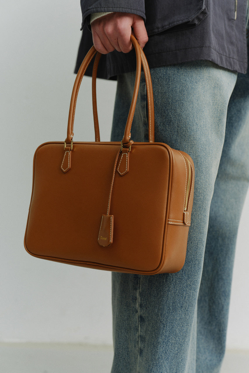 Dunst Classic 28 Leather Bag Tan
