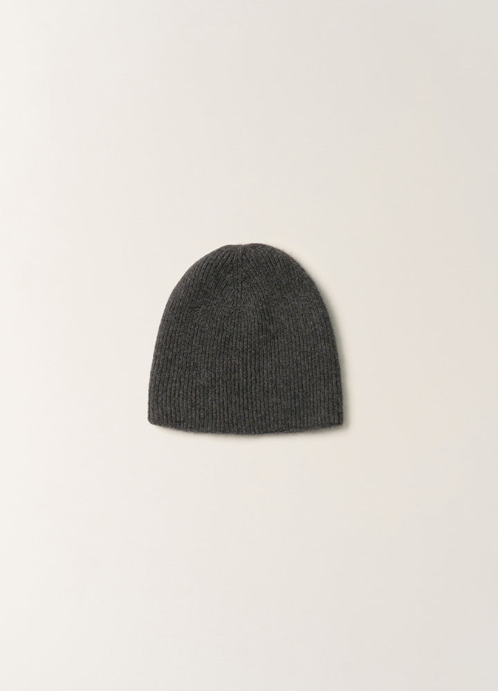 Nothing Written Bisou baby alpaca beanie (Deep charcoal)