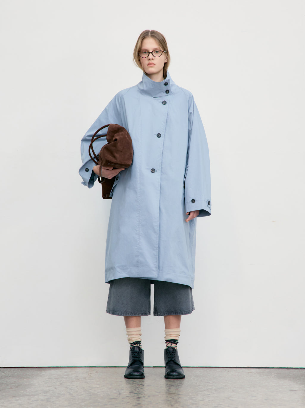 Low Classic Raglan High Neck Trench Coat Blue