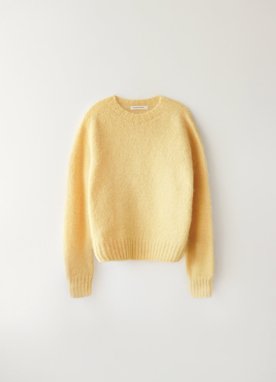 Nothing Written Alpaca pullover sweater (Egg yolk)