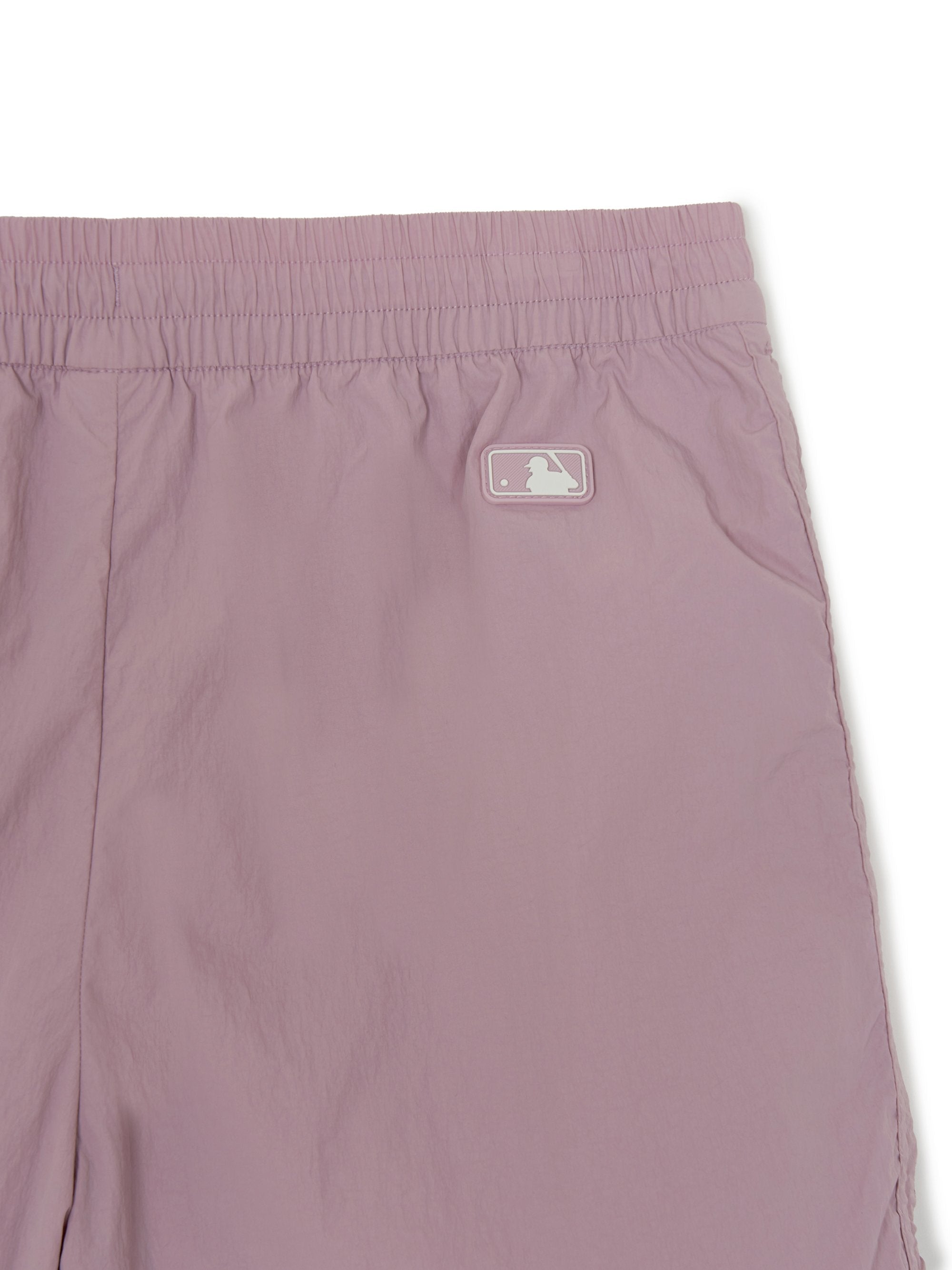 MLB Korea Women's Gorpcore Glossy Shirring 6in Shorts