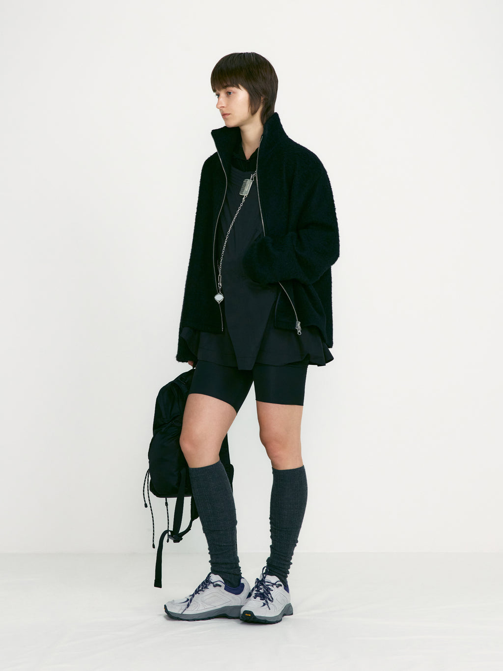 [low_classic] Hairy Boucle Zip Shirt Jacket
Black