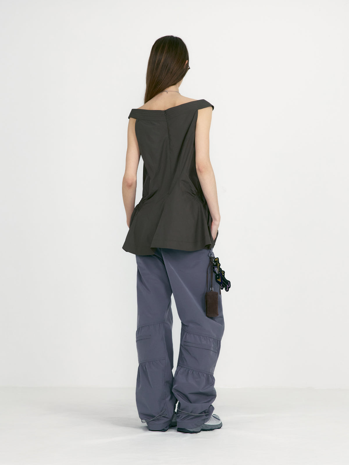 Low Classic Shirring Padded Pants Grey