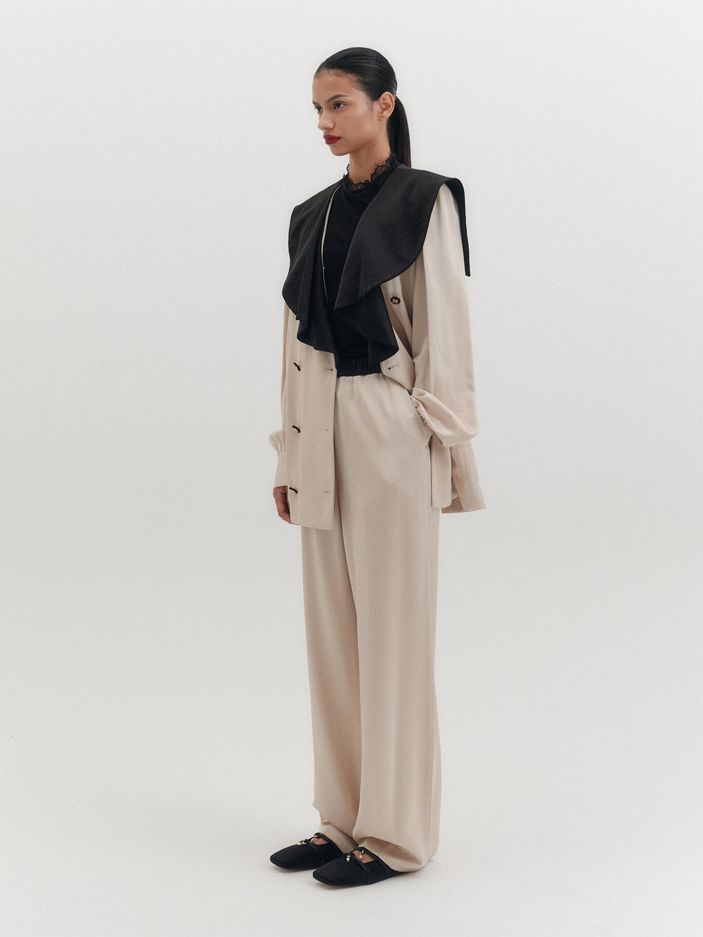 EENK Fluid Collar Blouse - Cream