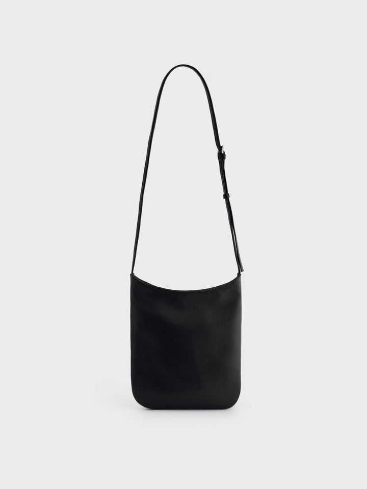 Low Classic Rho Bag Black