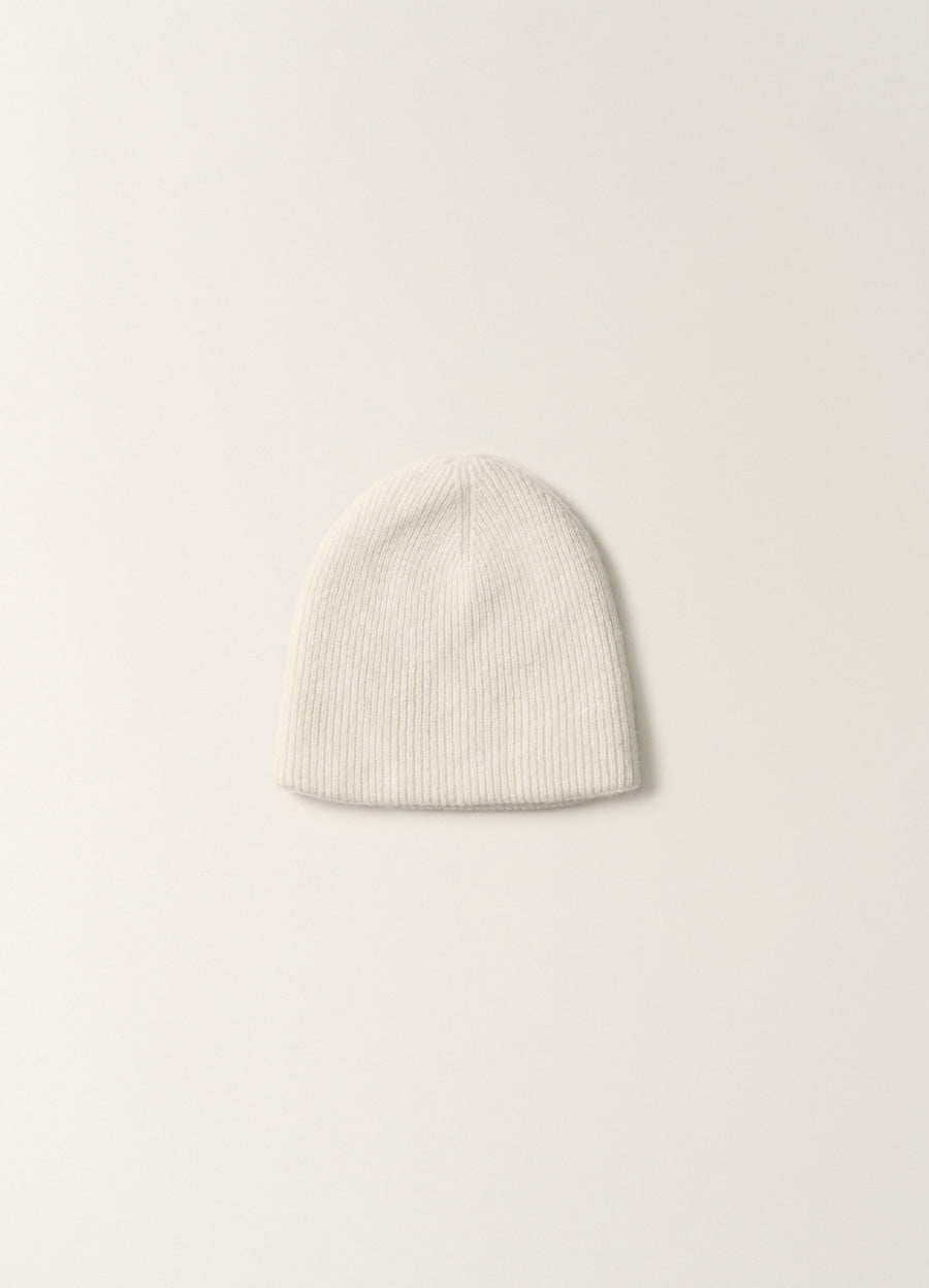 Nothing Written Bisou baby alpaca beanie (Clean white)