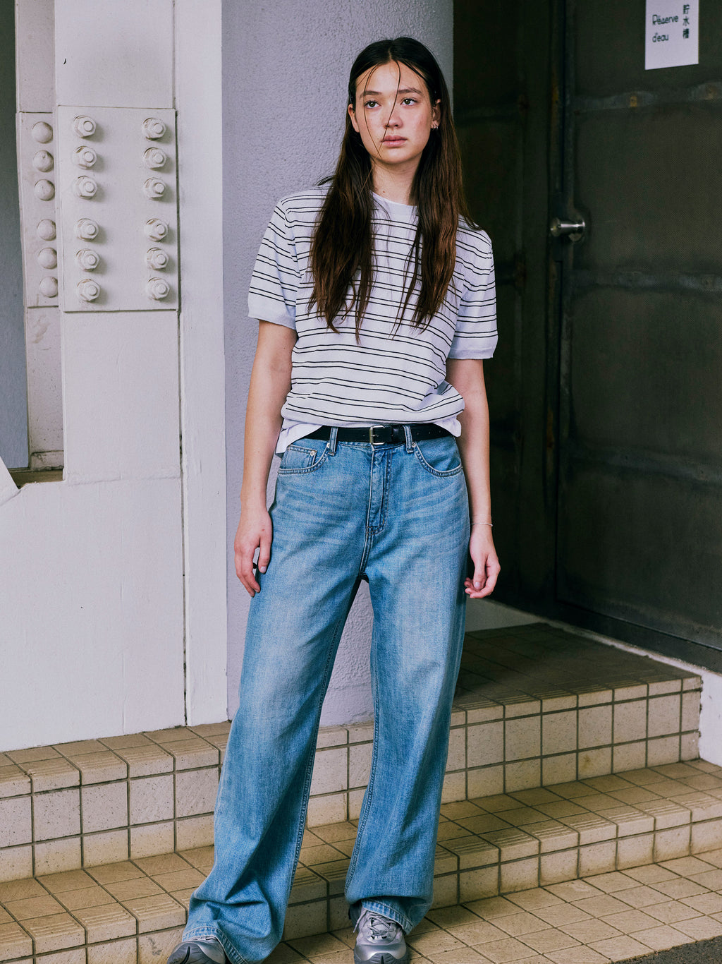Low Classic Airy Relaxed-Fit Jeans - Soft Blue