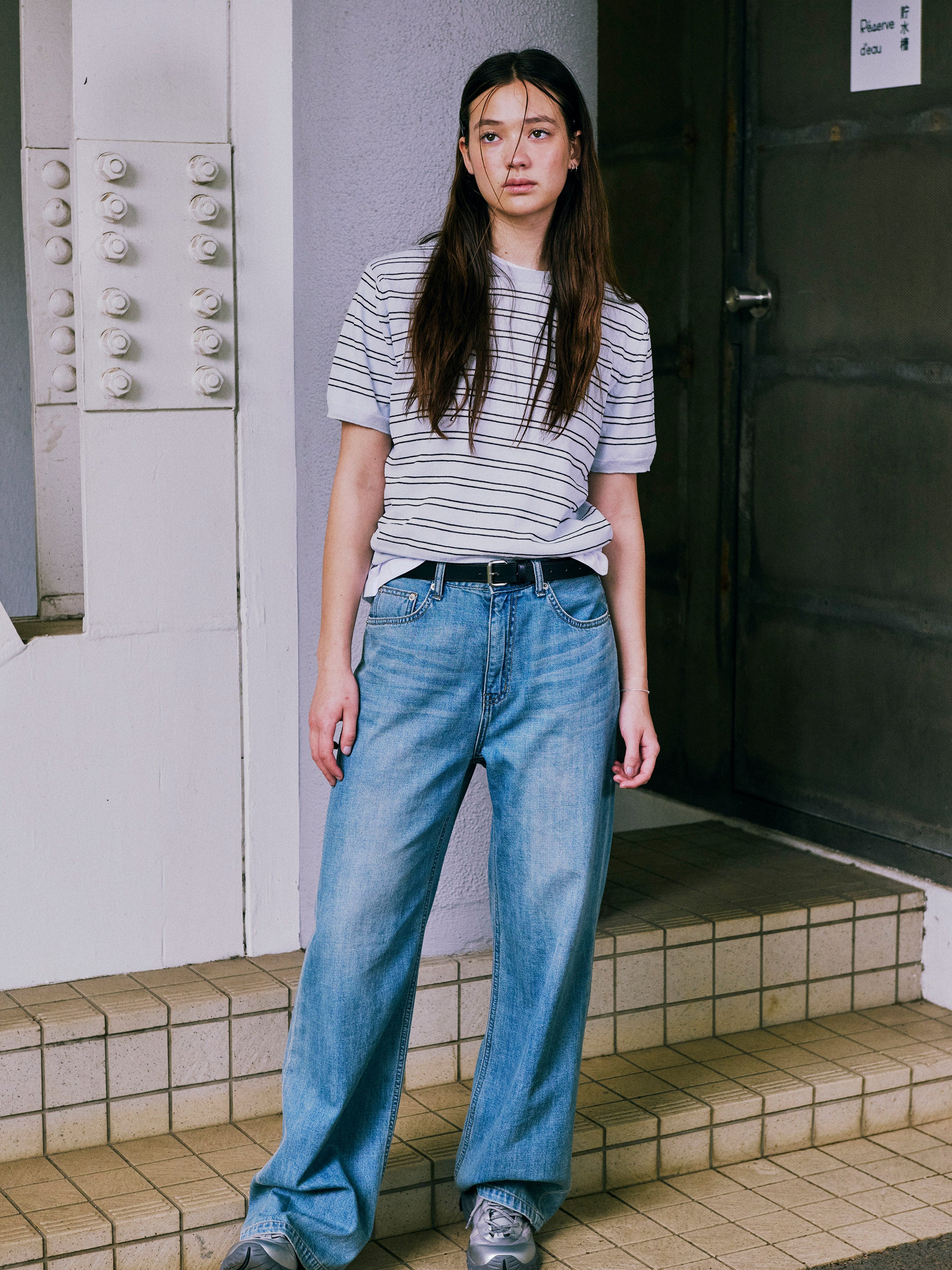 Low Classic Airy Relaxed-Fit Jeans - Soft Blue