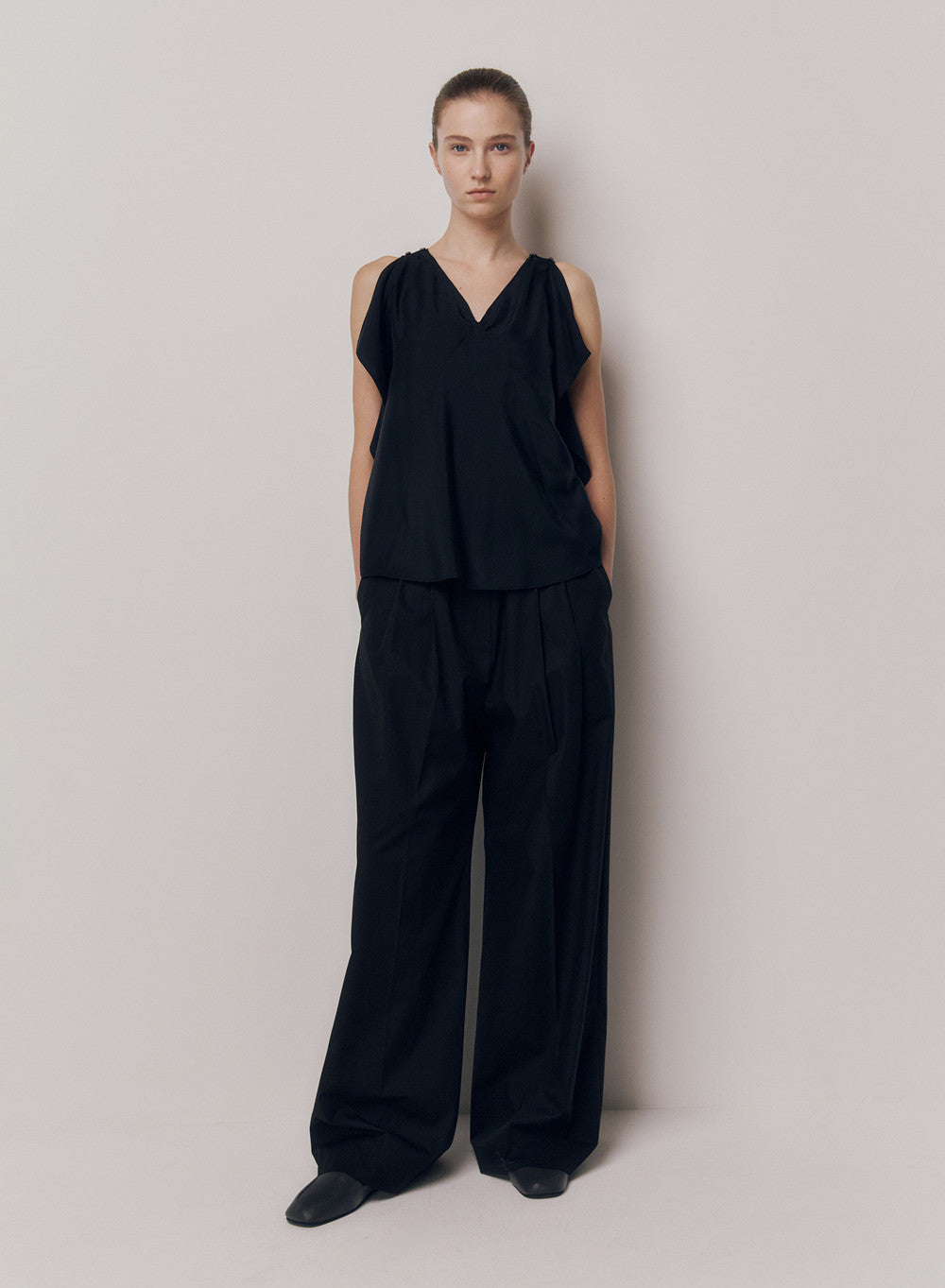 Kindersalmon Lumen Pants Black