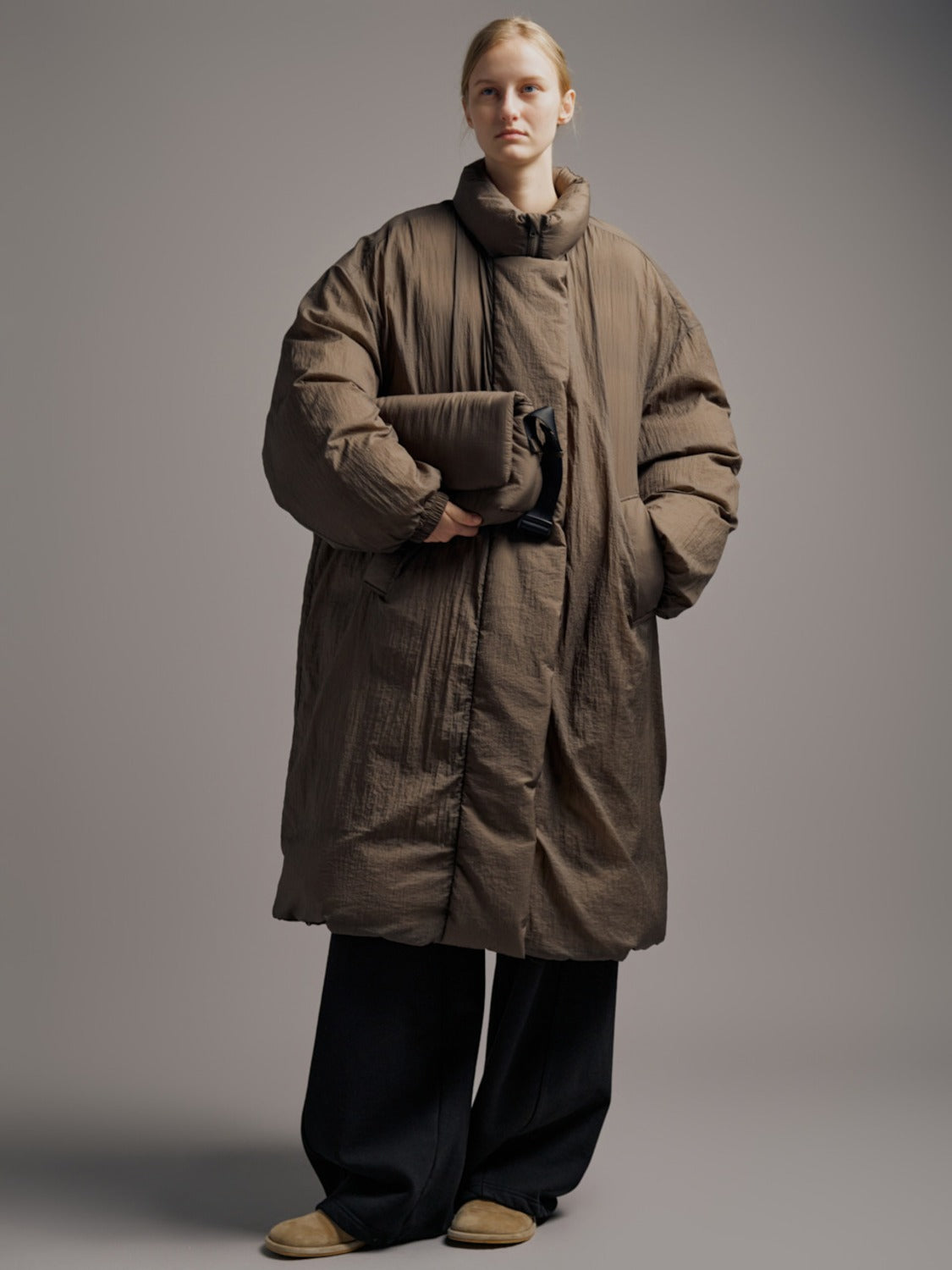 Facade Pattern High-Neck Goose Down Coat brown