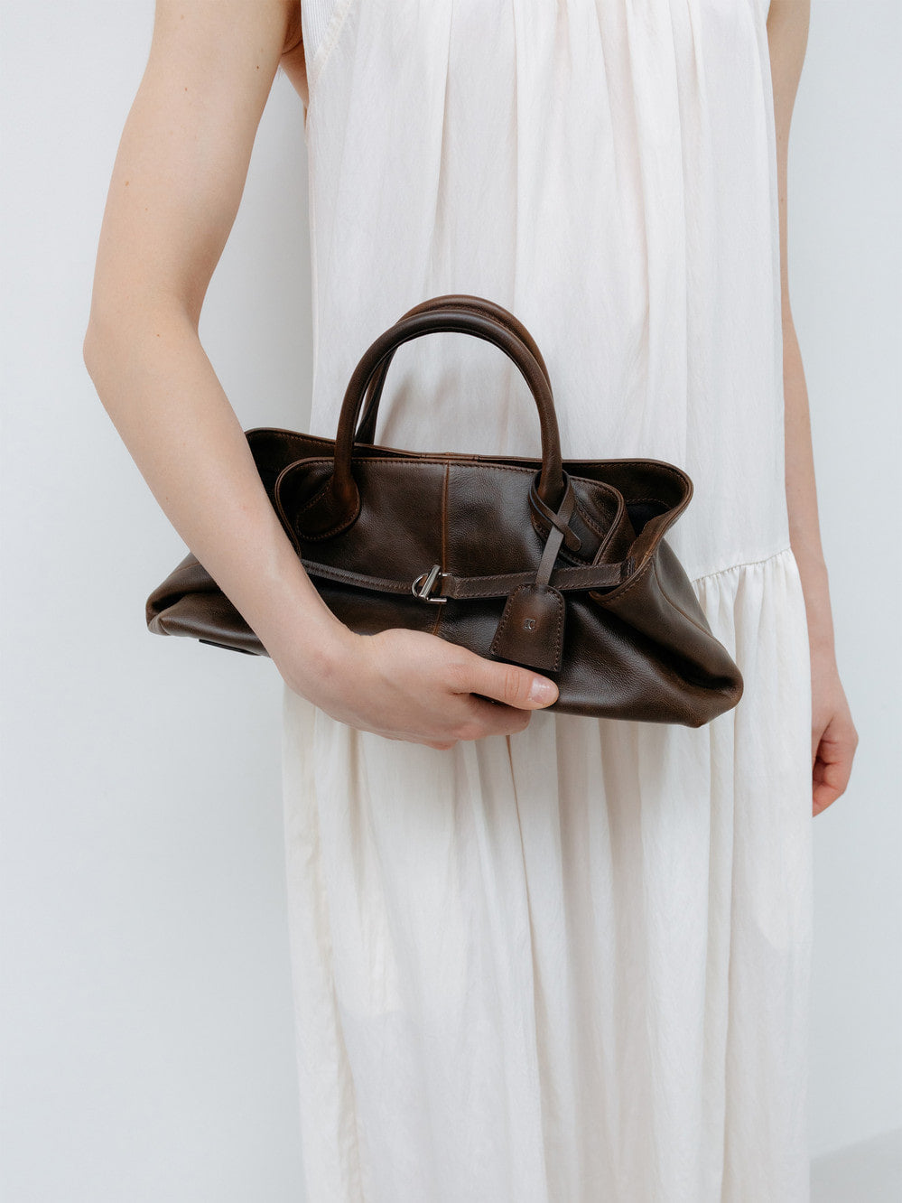 Low Classic Haricot Baby Tote Bag Brown