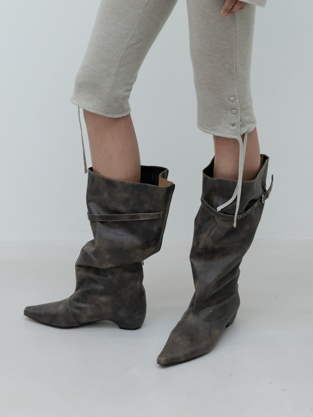 Low Classic Back-Zipped Middle Boots Vintage Khaki