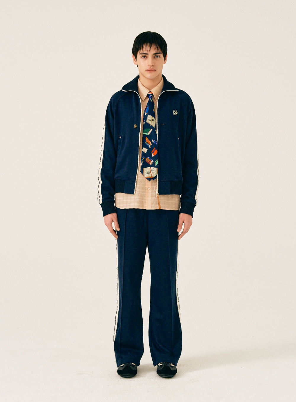 Clothing in navy - Premium quality product image