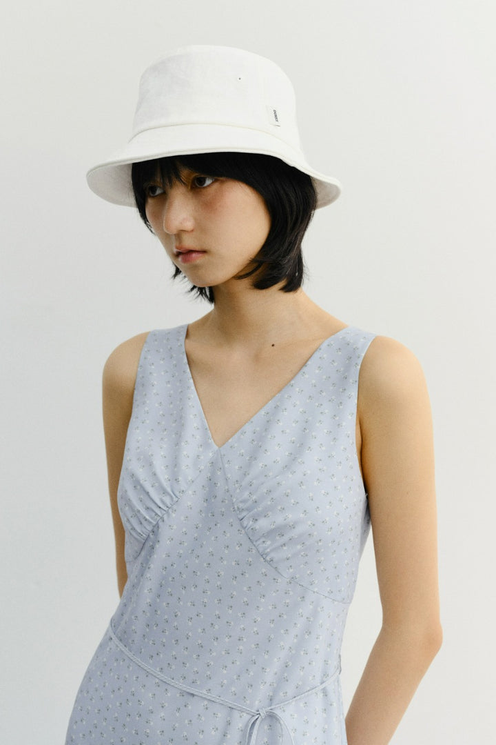 Dunst Adventure Bucket Hat White