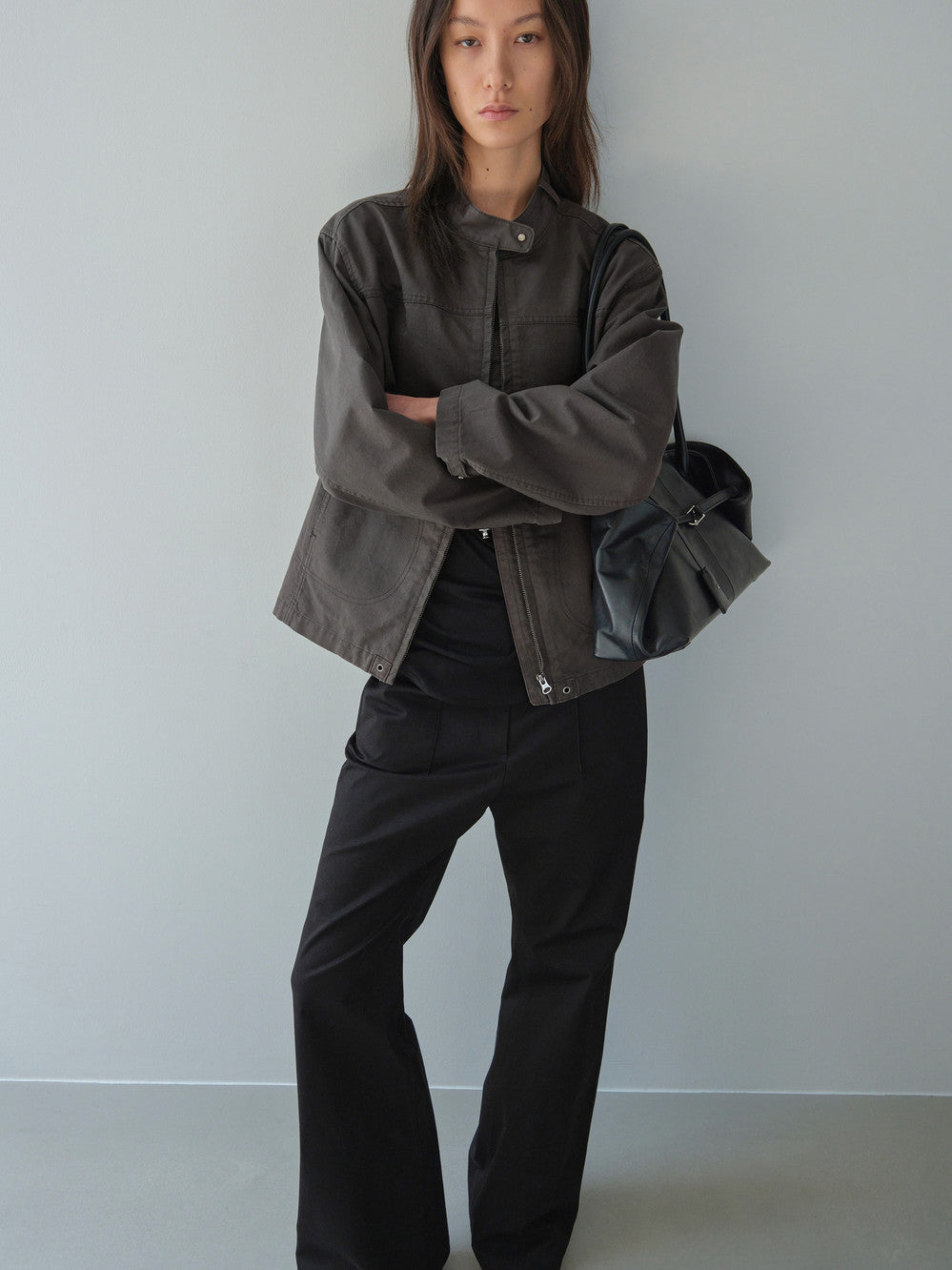 Low Classic Cotton Pin Tuck Bootcut Pants Black