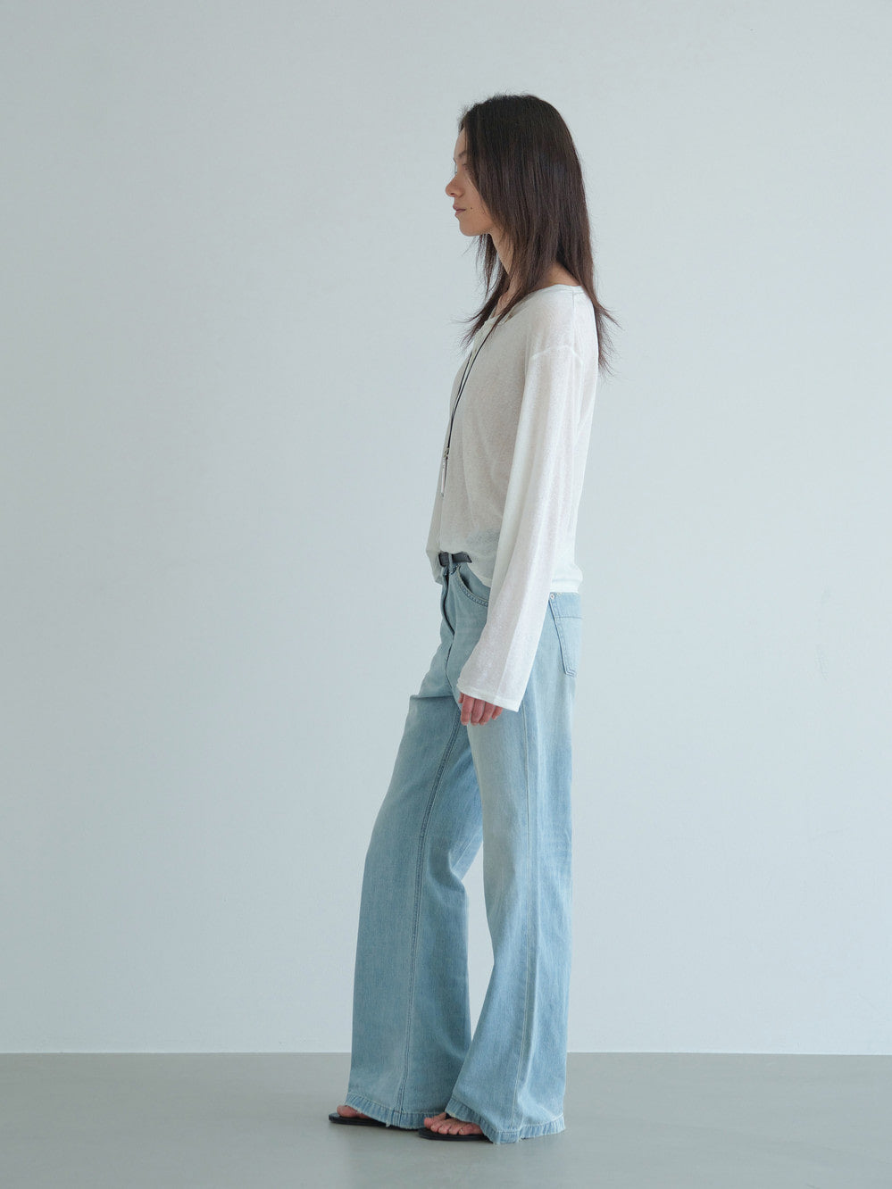 [Low Classic] Henley Neck Cotton Long Sleeve T-Shirt_White