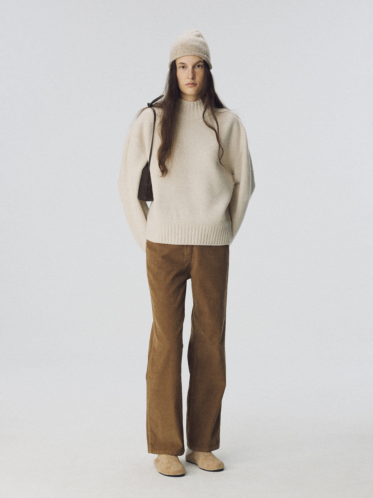 Nothing Written Cocoon corduroy pants (Camel)