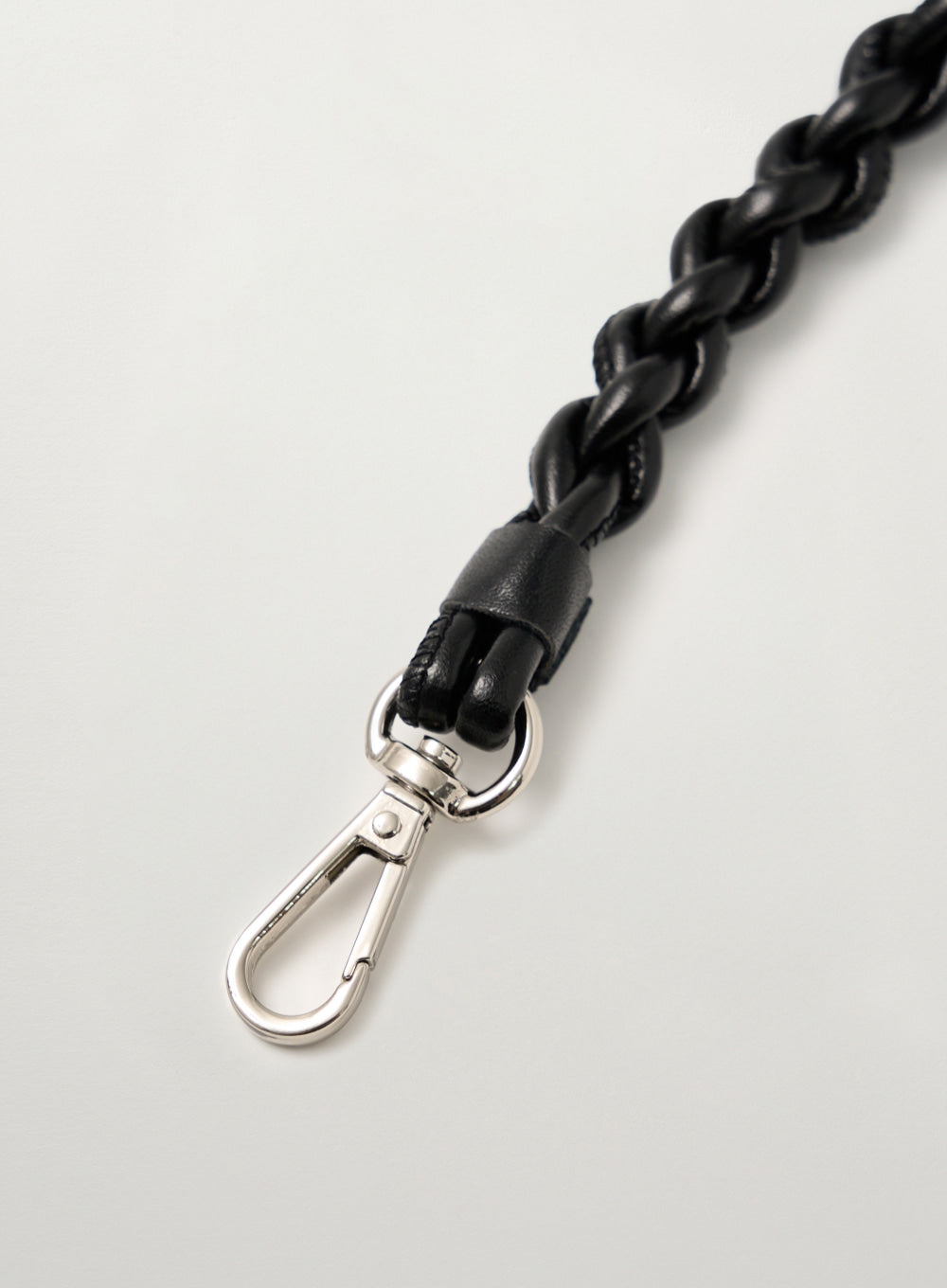 [satur] Synthetic Leather String Keyring - Black