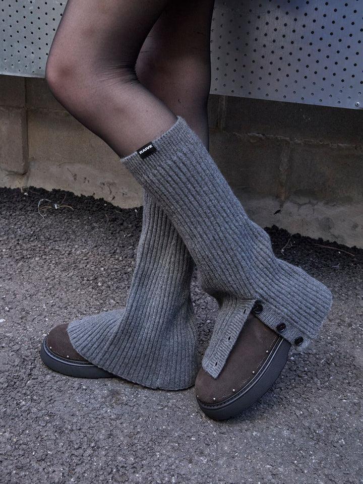 Raive Ribbed Button Leg Warmar
