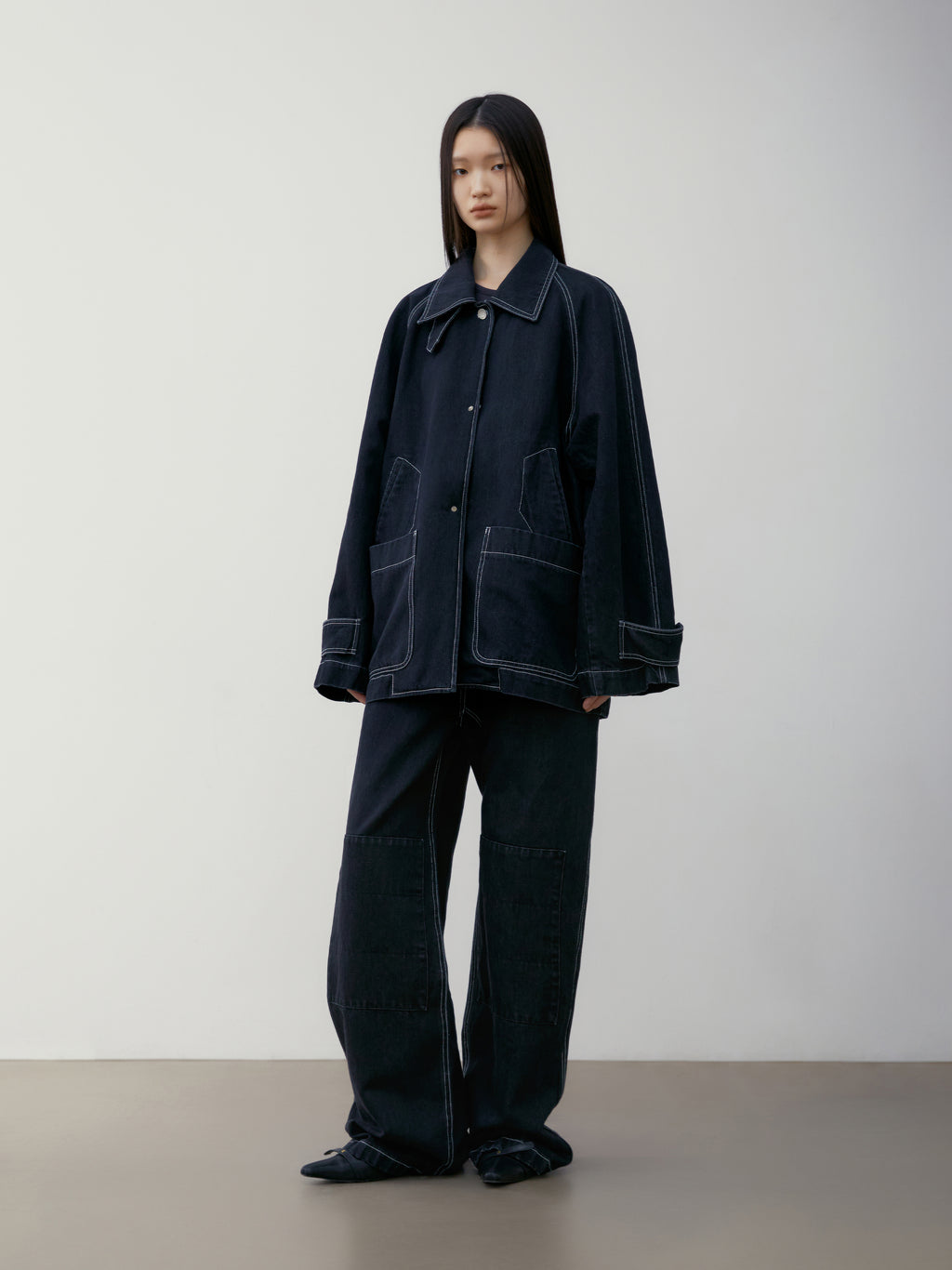 [low_classic] STITCH DENIM JACKET
BLACK