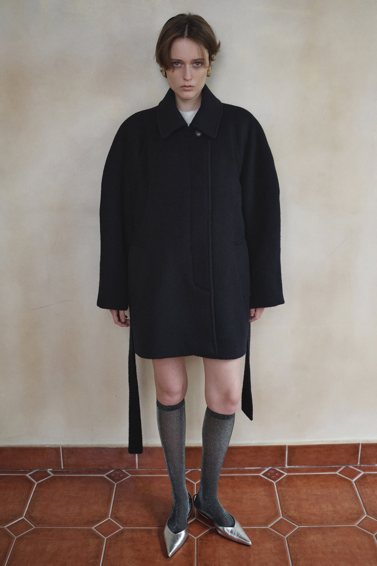 Overdueflair Volume Sleeve Wool Half Coat Navy