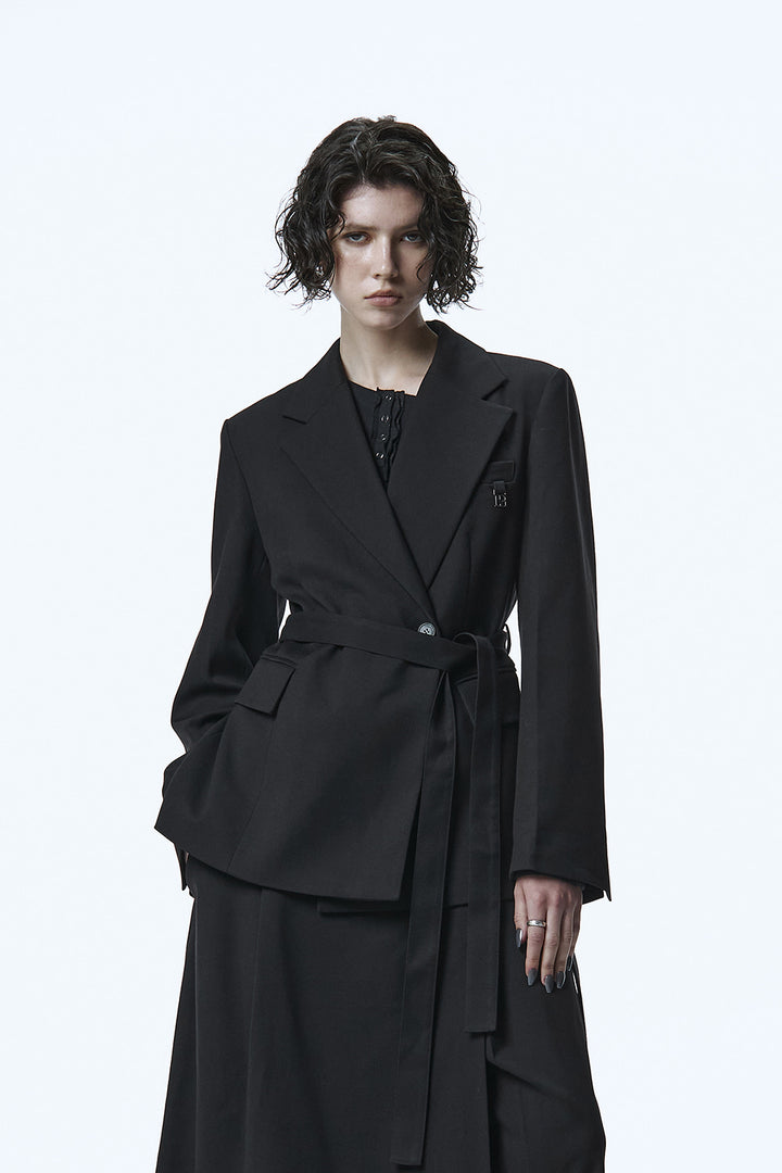 Treemingbird Belted Tailored Set-up Jacket Black