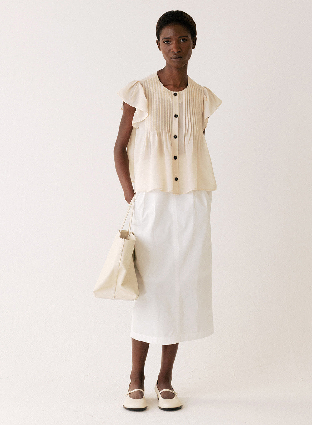 Kindersalmon Pintucked Ruffle-sleeve Blouse Cream