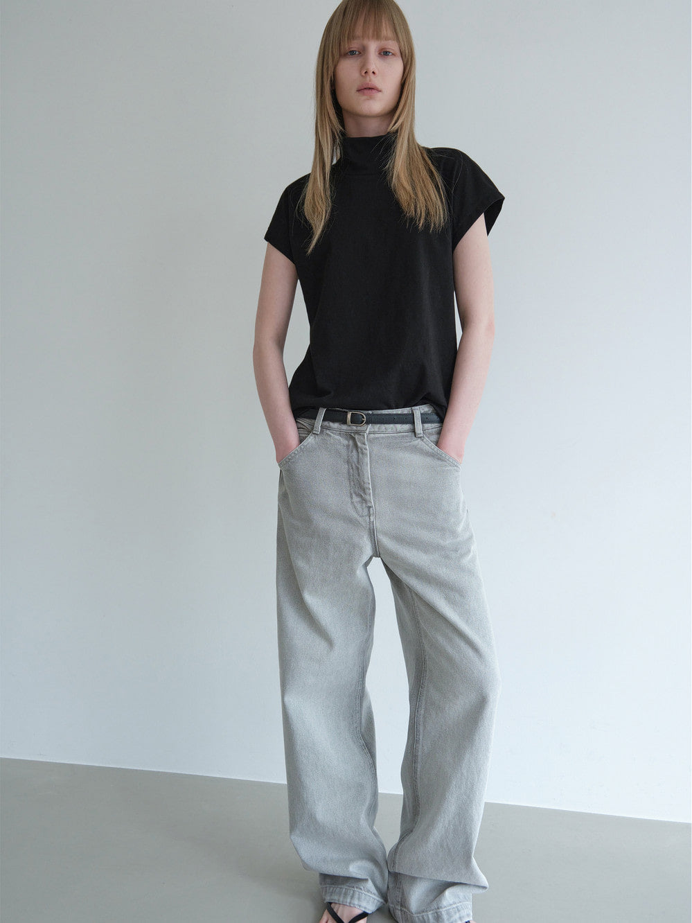 [Low Classic] New Straight Fit Denim_Light Grey