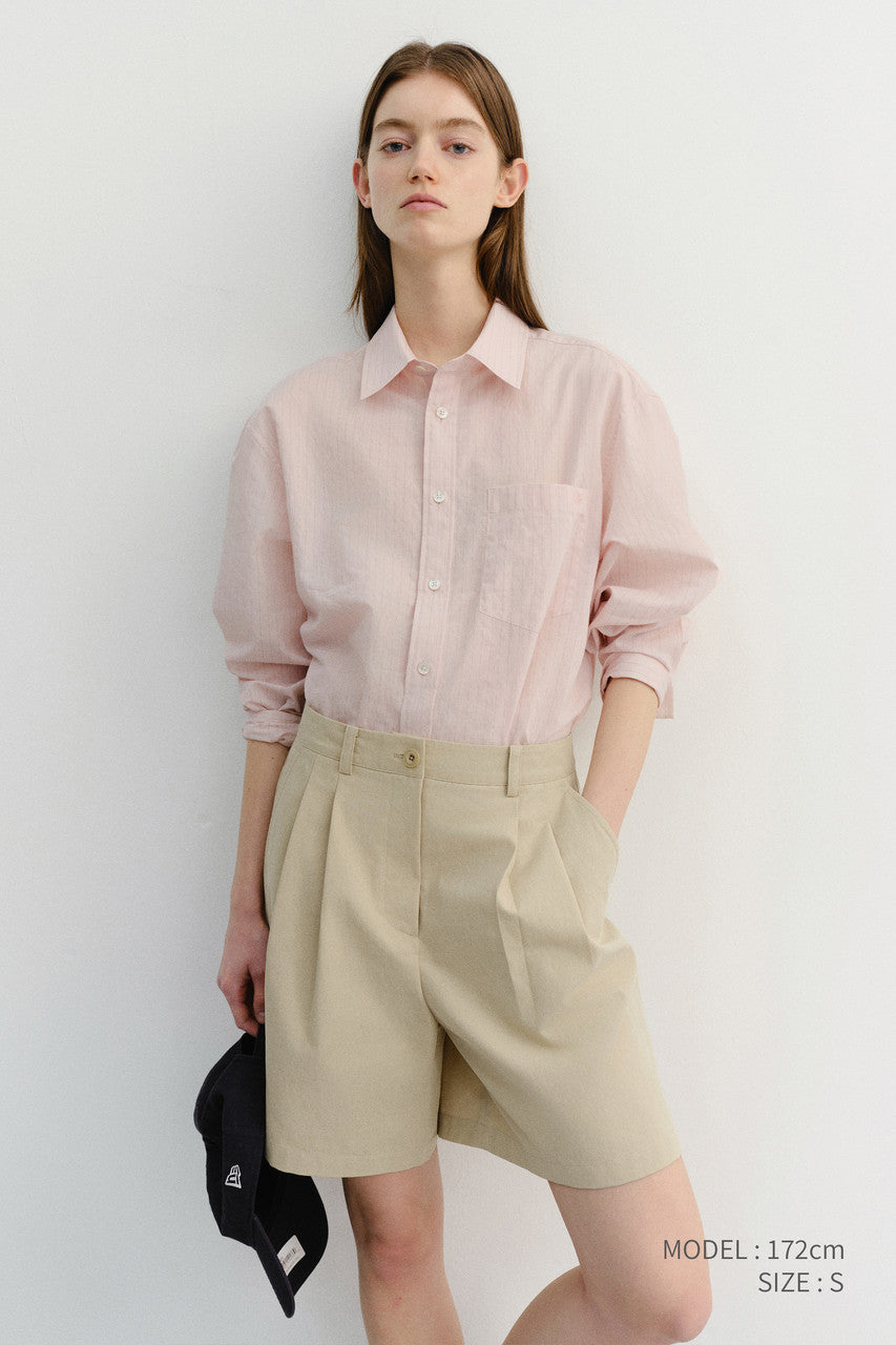 Dunst Double Pleated Bermuda Shorts Beige