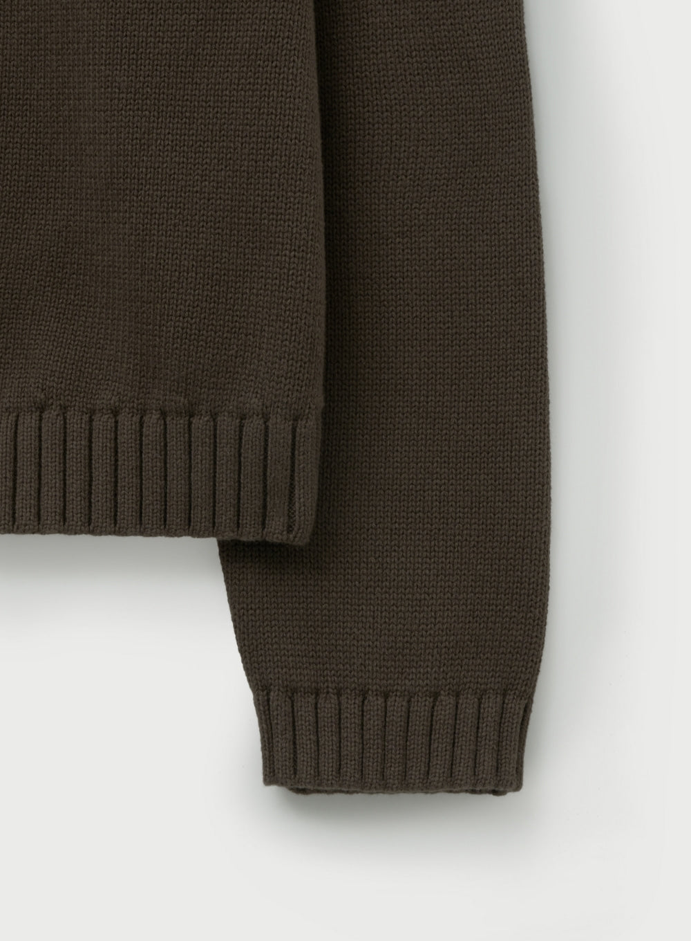 [satur] Rope Logo Embroidered V-Neck Knit - Brown