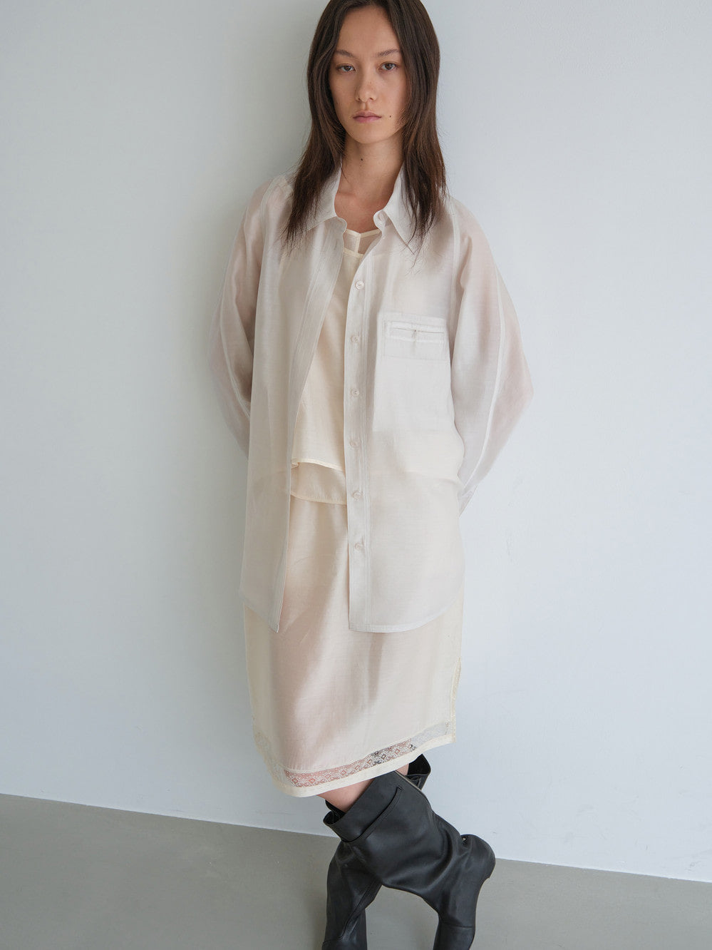 [Low Classic] See-Through Back Strap Shirt_Light Grey