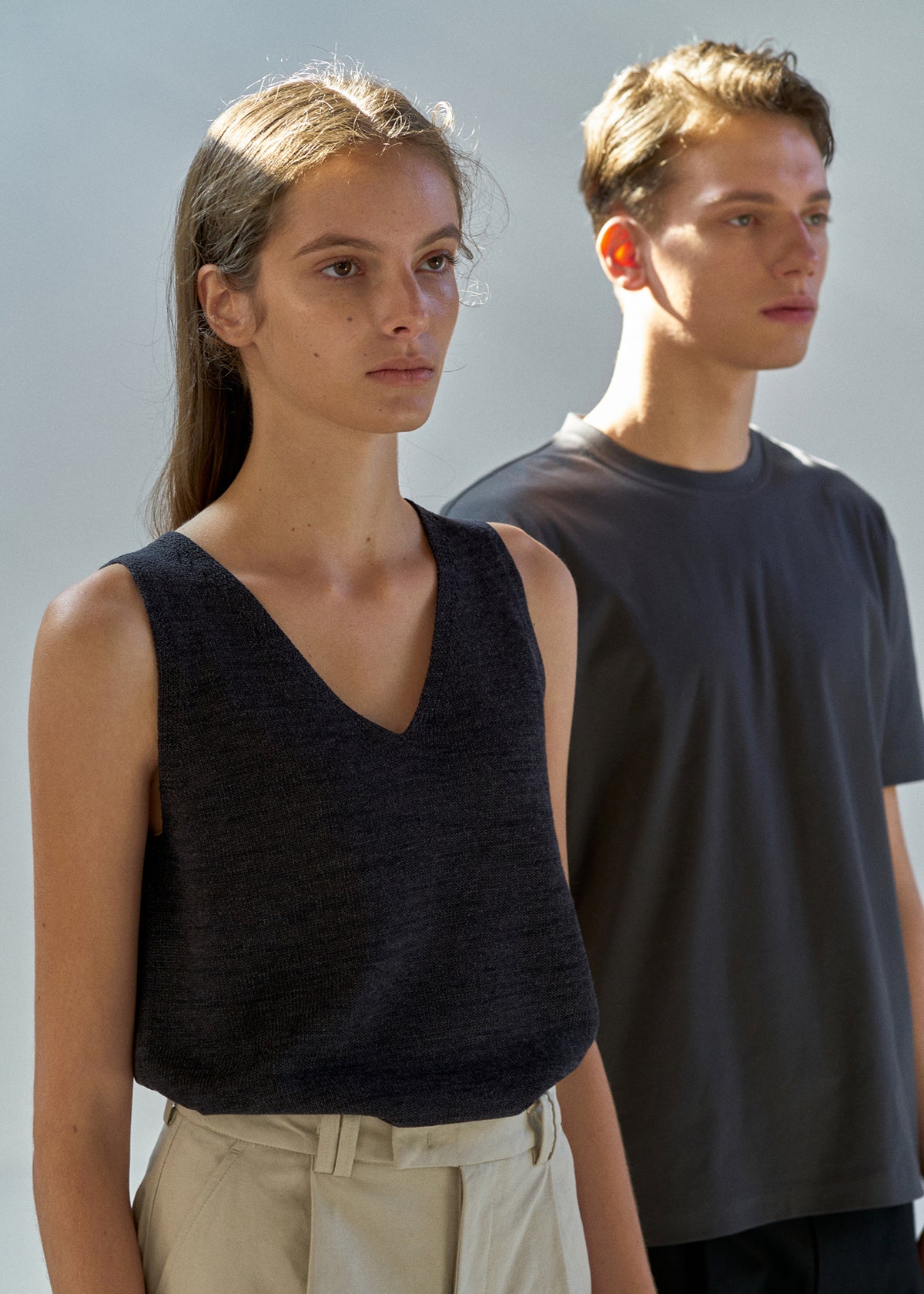 Nothing Written Paper sleeveless top (Dark gray)