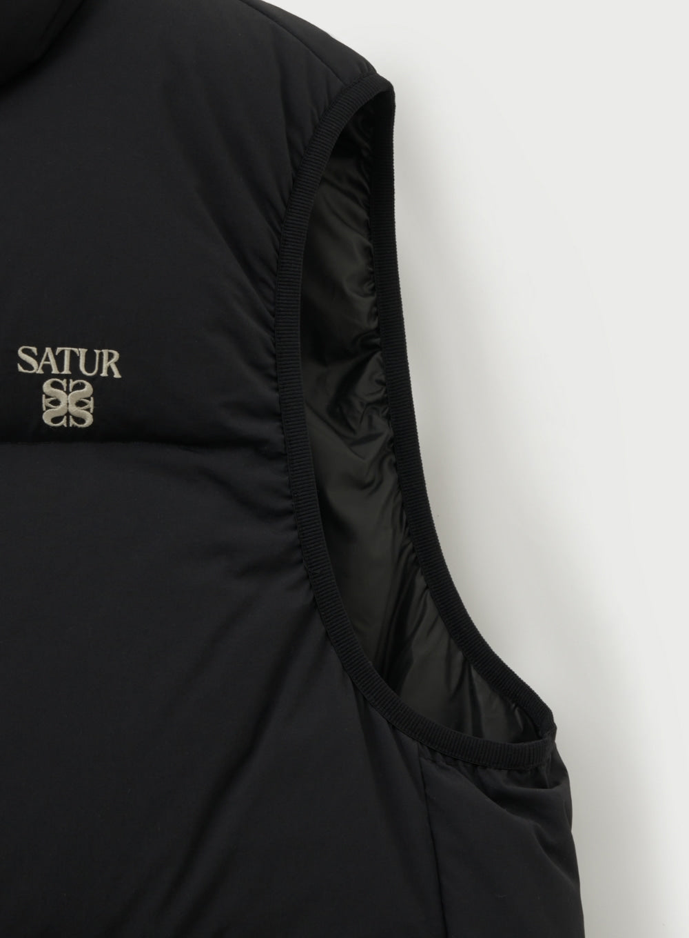 [satur] Apero Pocket Duck Down Padding Vest - Black