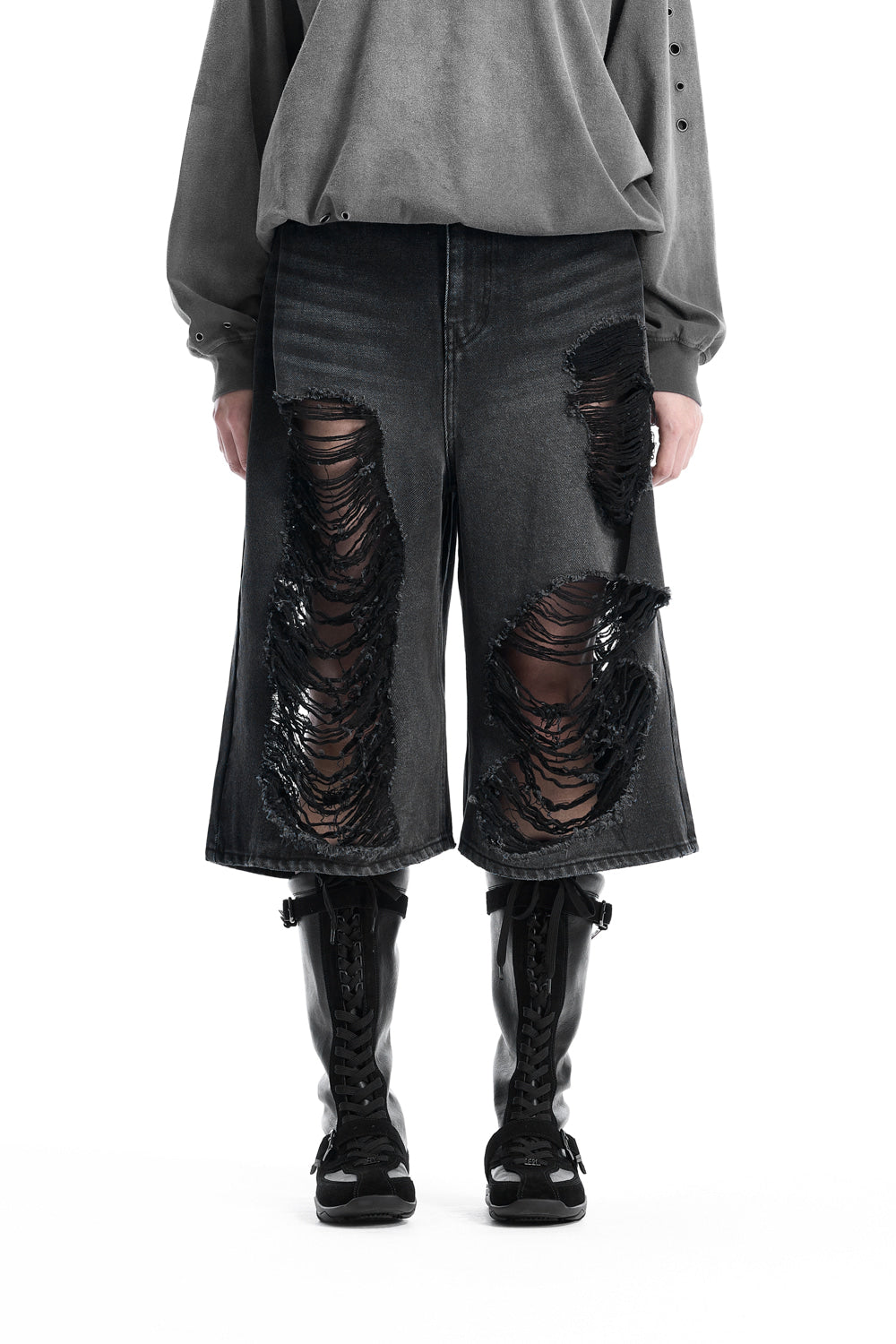 Treemingbird Scratch Damage Denim Shorts Black