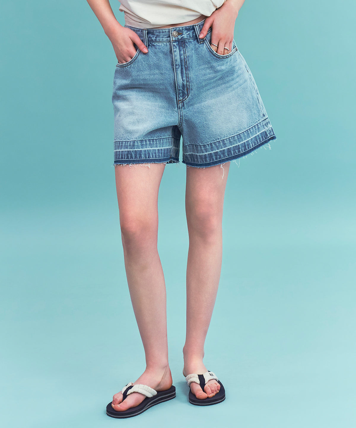 Satur (W) Gabon Wide Denim Shorts - Light Blue