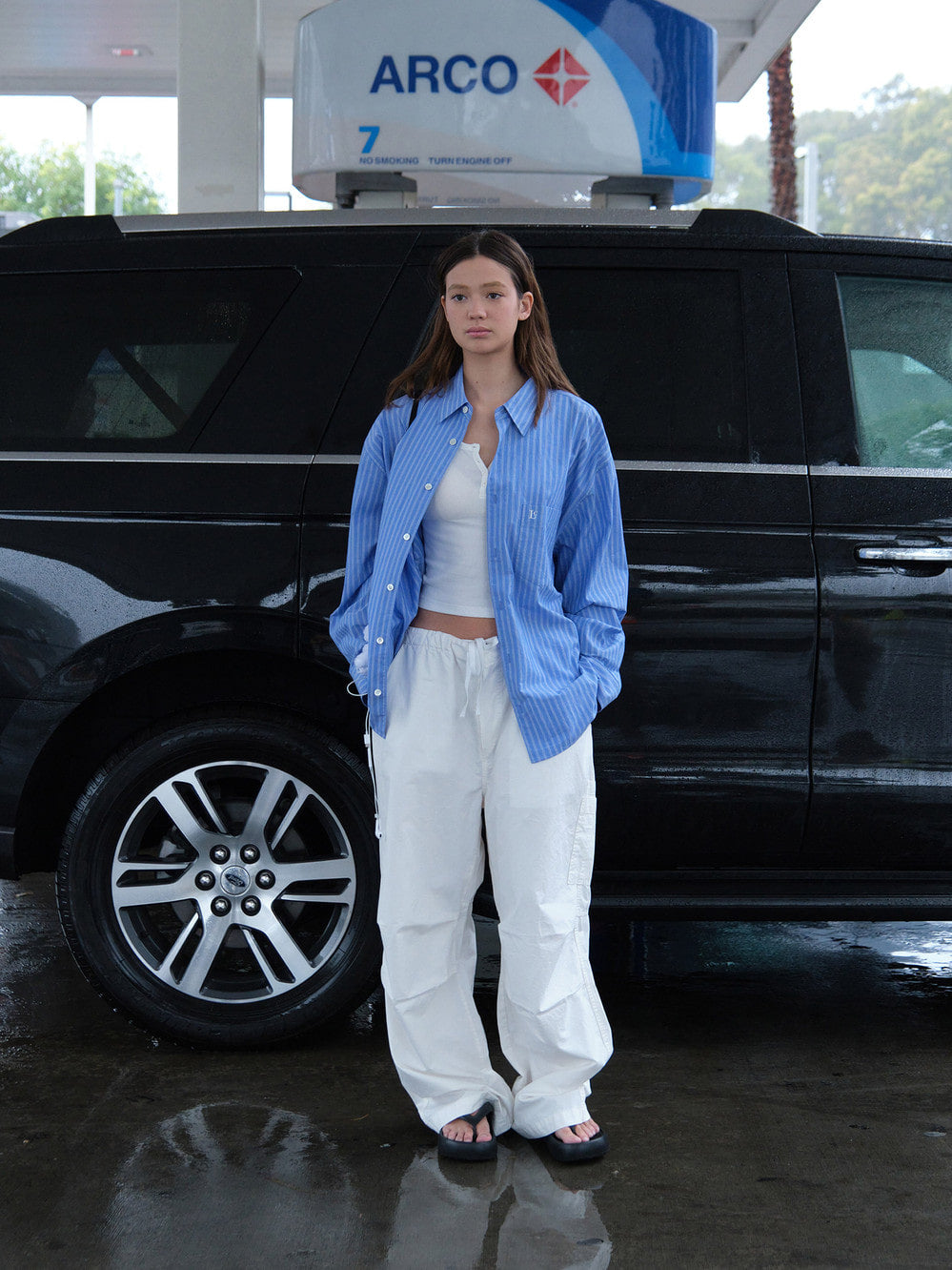 Low Classic Washed Cotton Cargo Pants Off White