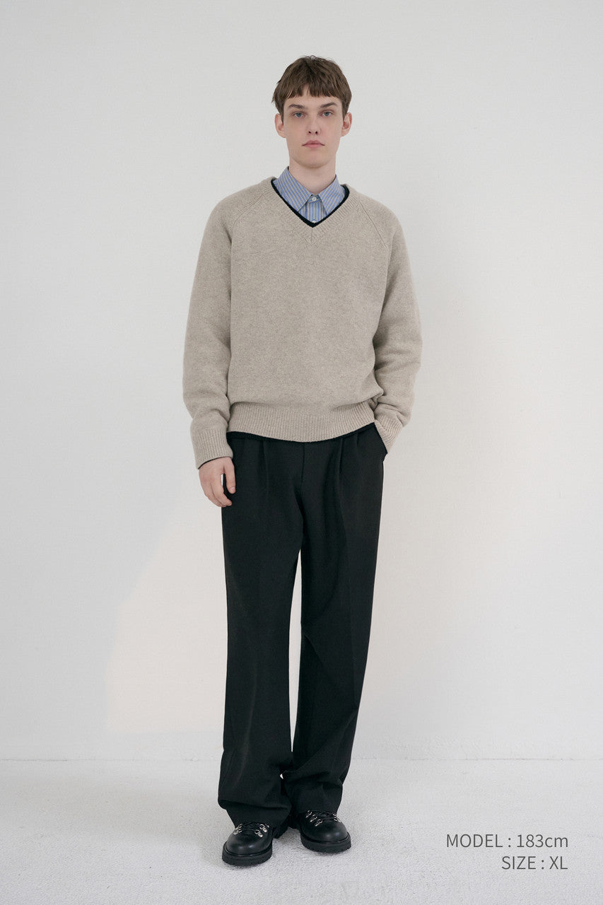 Dunst Unisex Soft Volume V-Neck Sweater Light Pebble