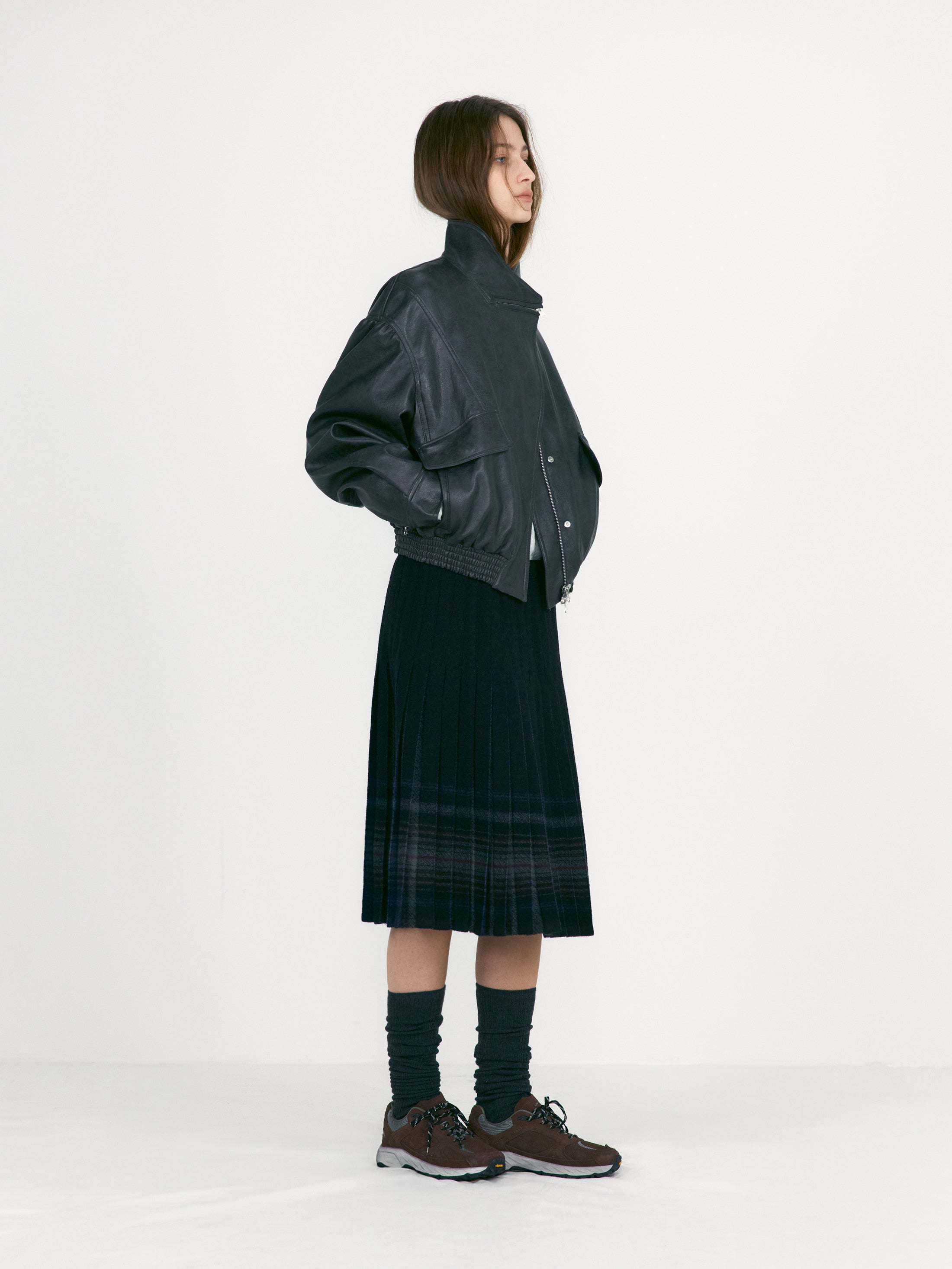 [low_classic] Leather Short Jacket
Charcoal