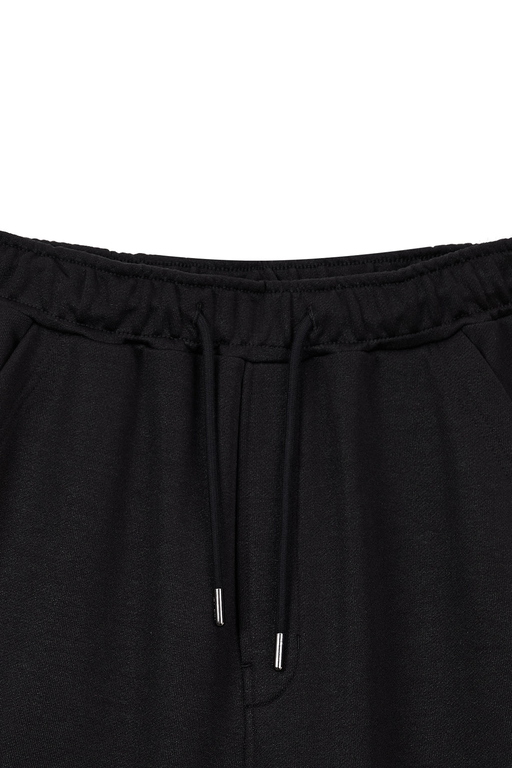 [matinkim] BACK POCKET GLITTER BERMUDA SWEATPANTS FOR WOMEN IN BLACK