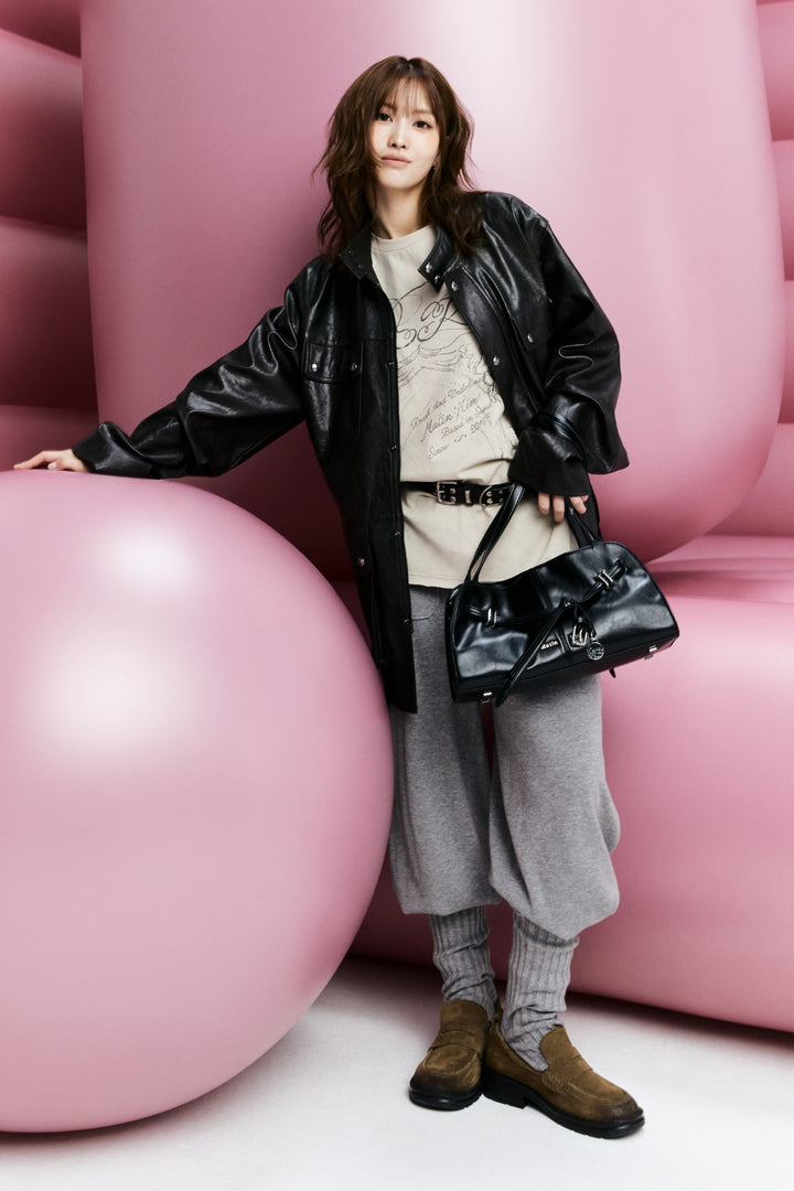 Matinkim Drop Tail Mellow Shoulder Bag IN Black