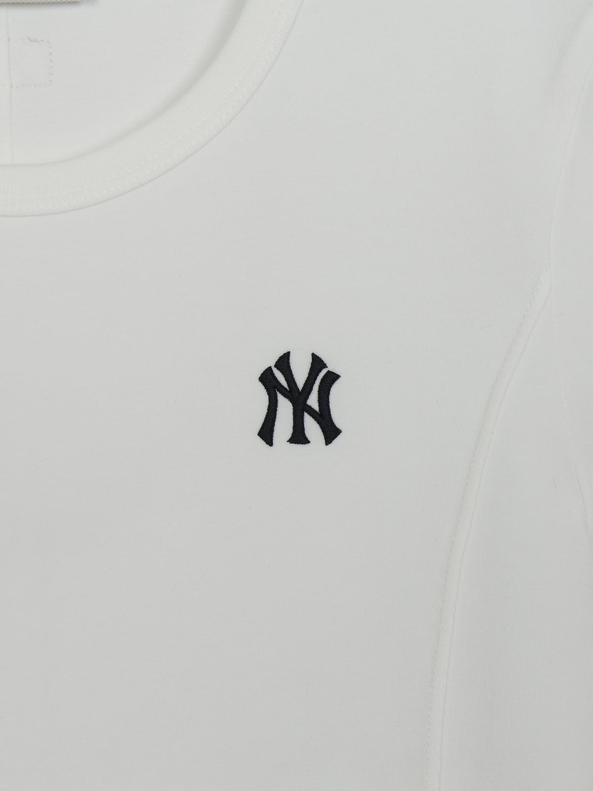 Mlb Women's Slim Crop Cap Sleeve T-shirt