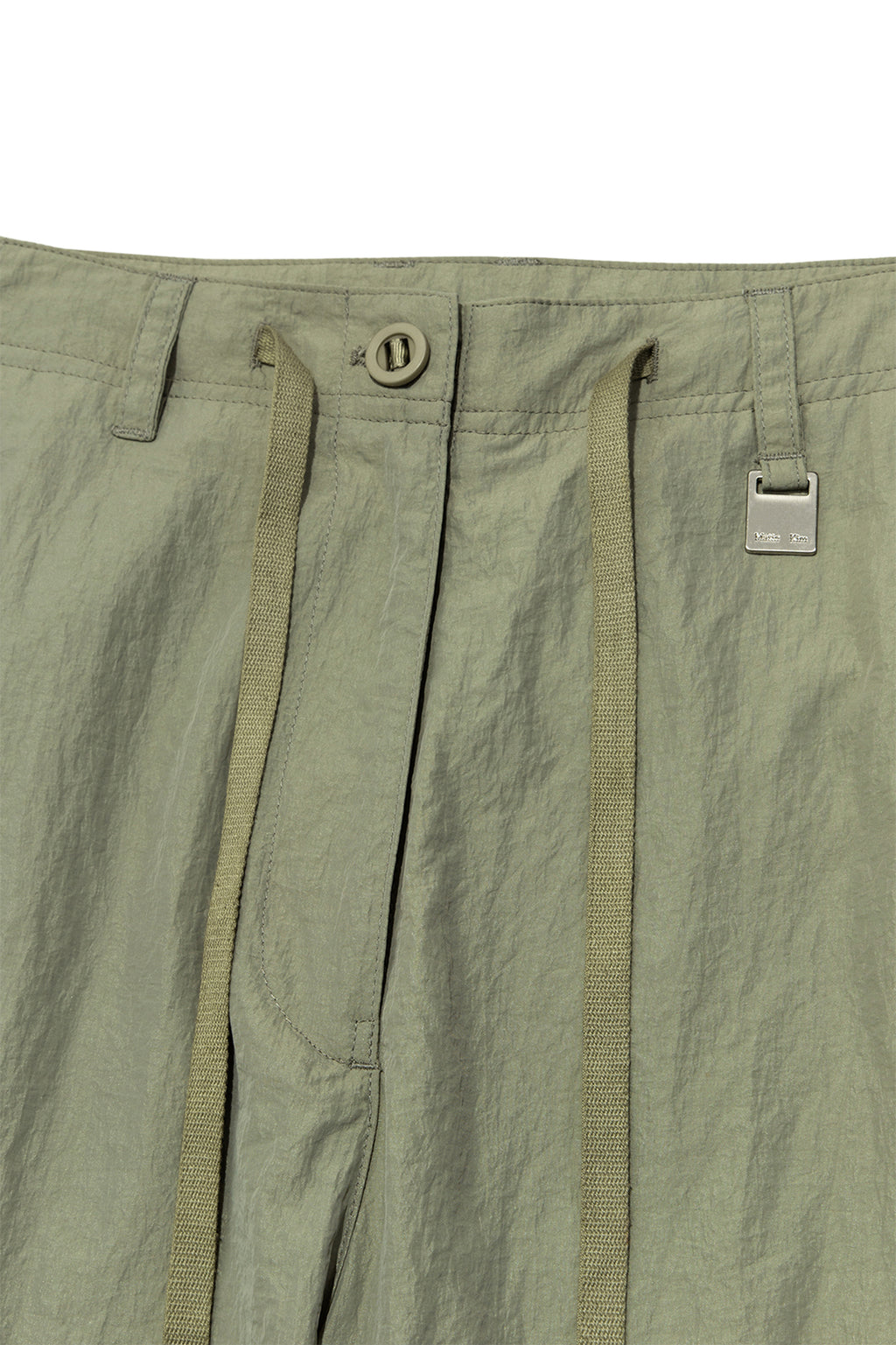 [matinkim] STRING NYLON CARGO PANTS IN KHAKI