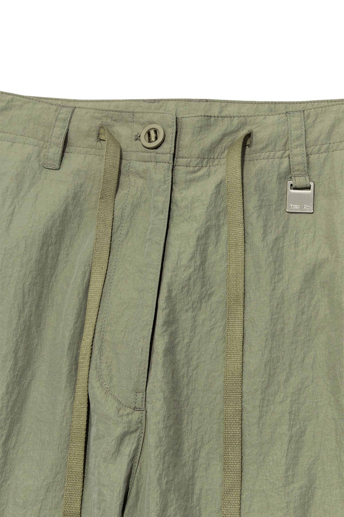[matinkim] STRING NYLON CARGO PANTS IN KHAKI