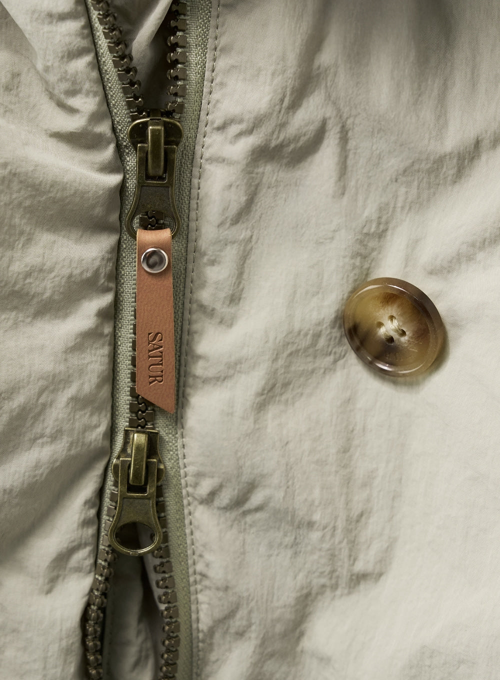 [satur] (W) Wide Collar Crop Padding Jacket - Khaki