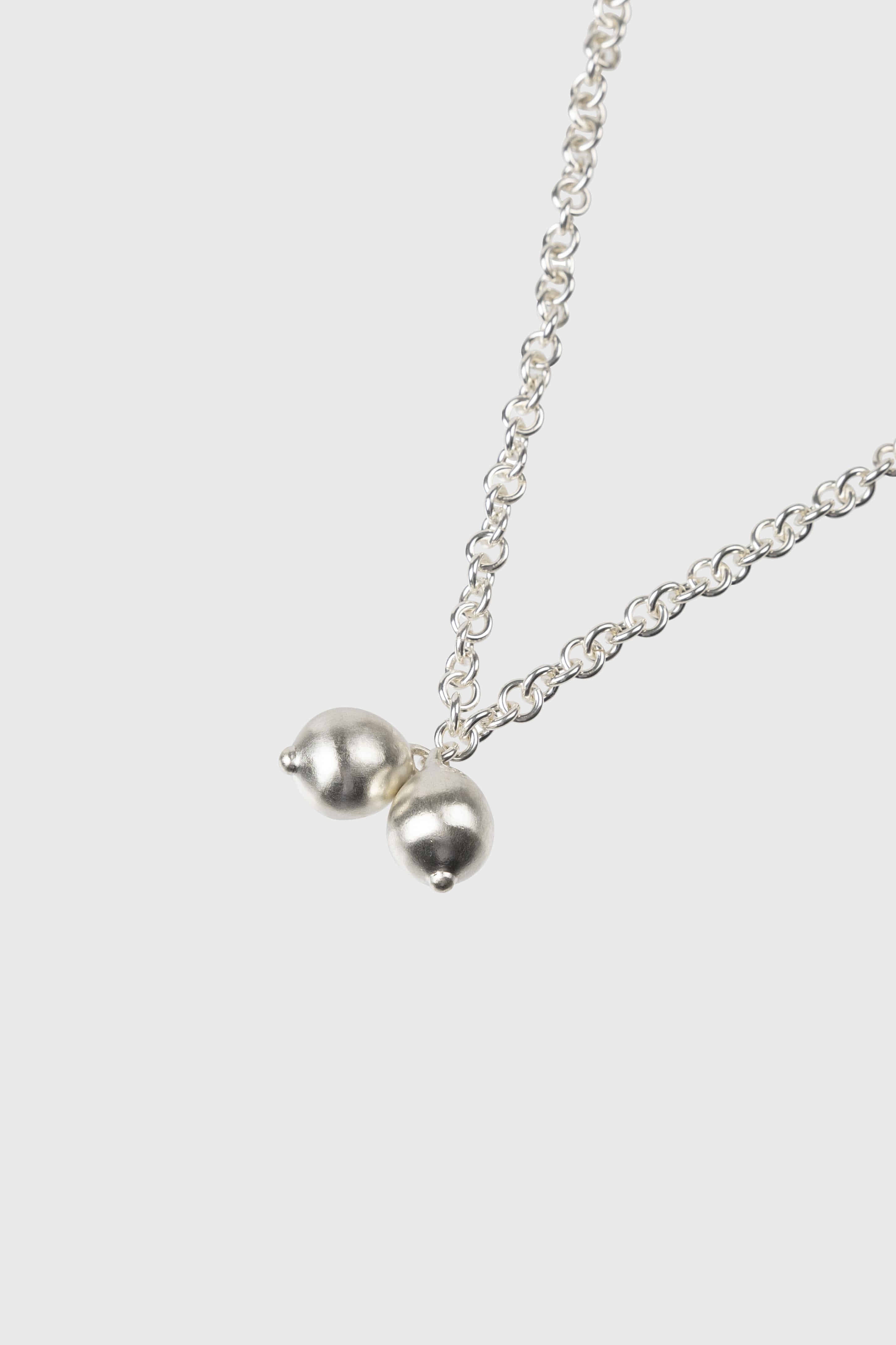 [low_classic] RU SHUO X LOW CLASSIC GEMINI NECKLACE 1
SILVER