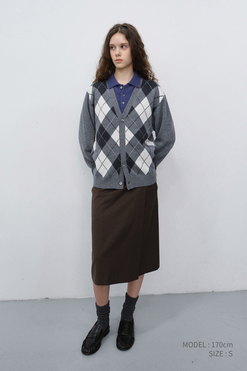 Dunst Unisex V-Neck Argyle Cardigan Grey