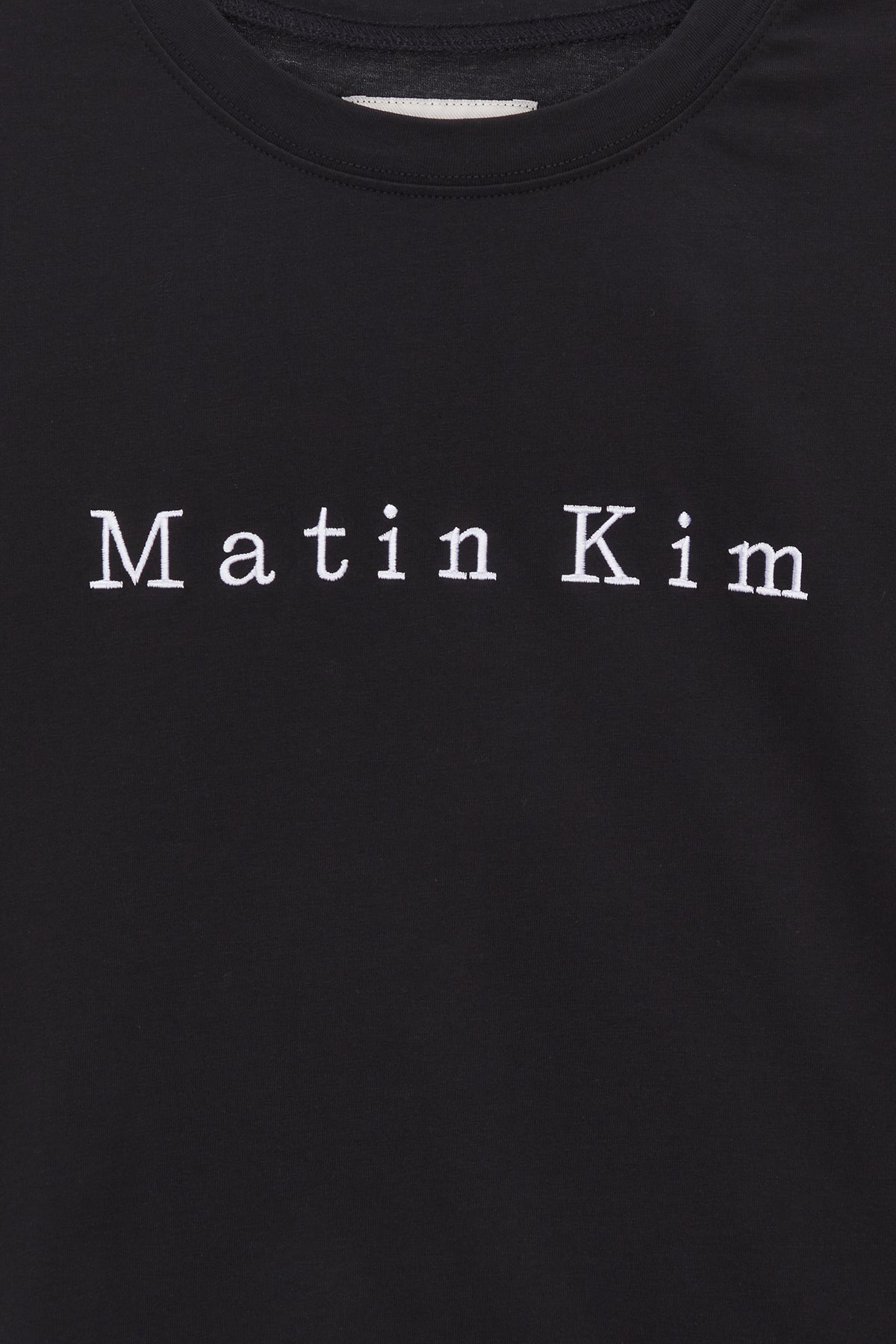[matinkim] MATIN EMBROIDERY LOGO CROP TOP IN BLACK