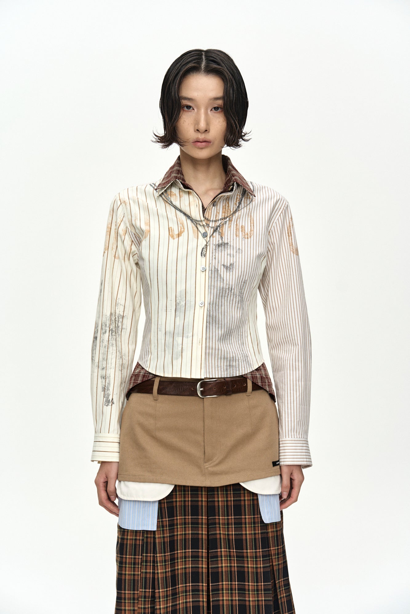 Andersson Bell Necklace & Choker Trompe-L'Oeil Graphic Shirt